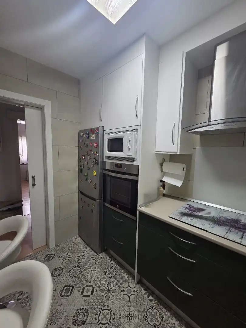 Cuina de Apartament en venda en Badajoz amb Aire condicionat, Parquet i Moblat