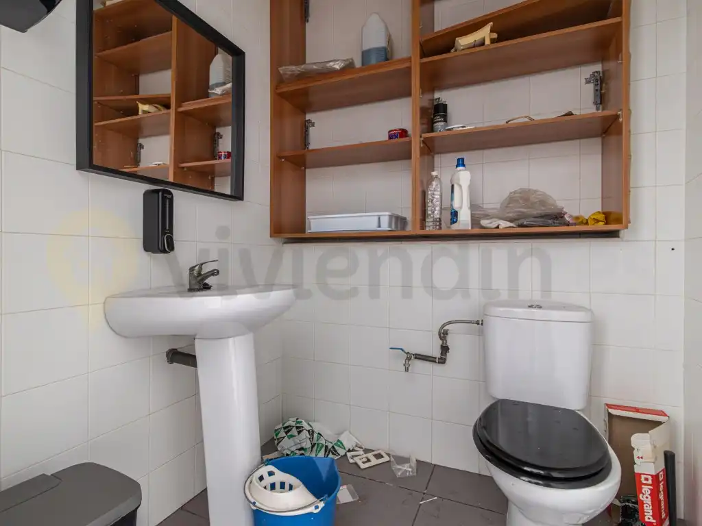 Bathroom of Commercial properties for sale in Jerez de la Frontera