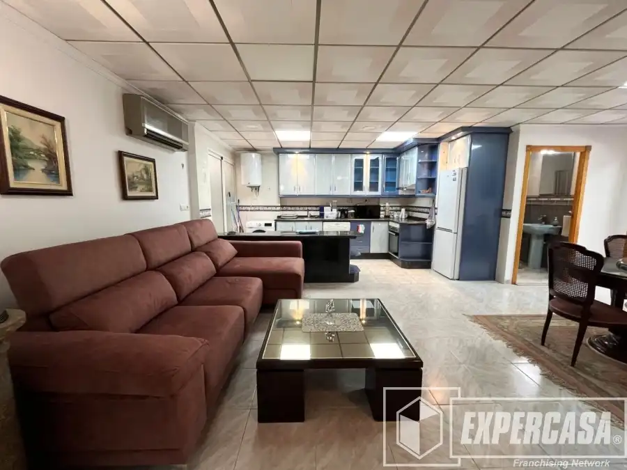 Sala d'estar de Pis de lloguer en Valencia amb Aire condicionat i Terrassa