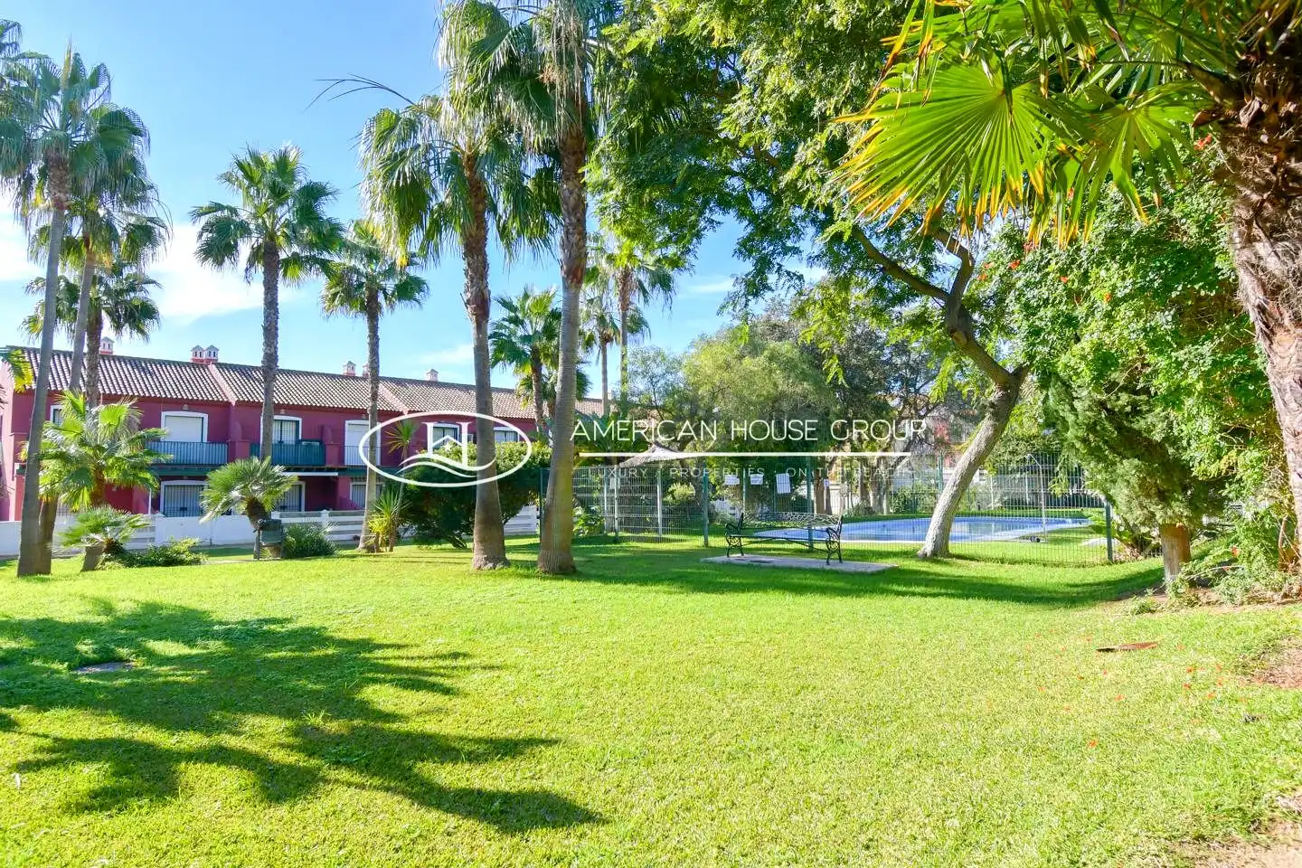 Exterior view of Apartments for sale in Chiclana de la Frontera  with Air Conditioner, Heating and Private garden