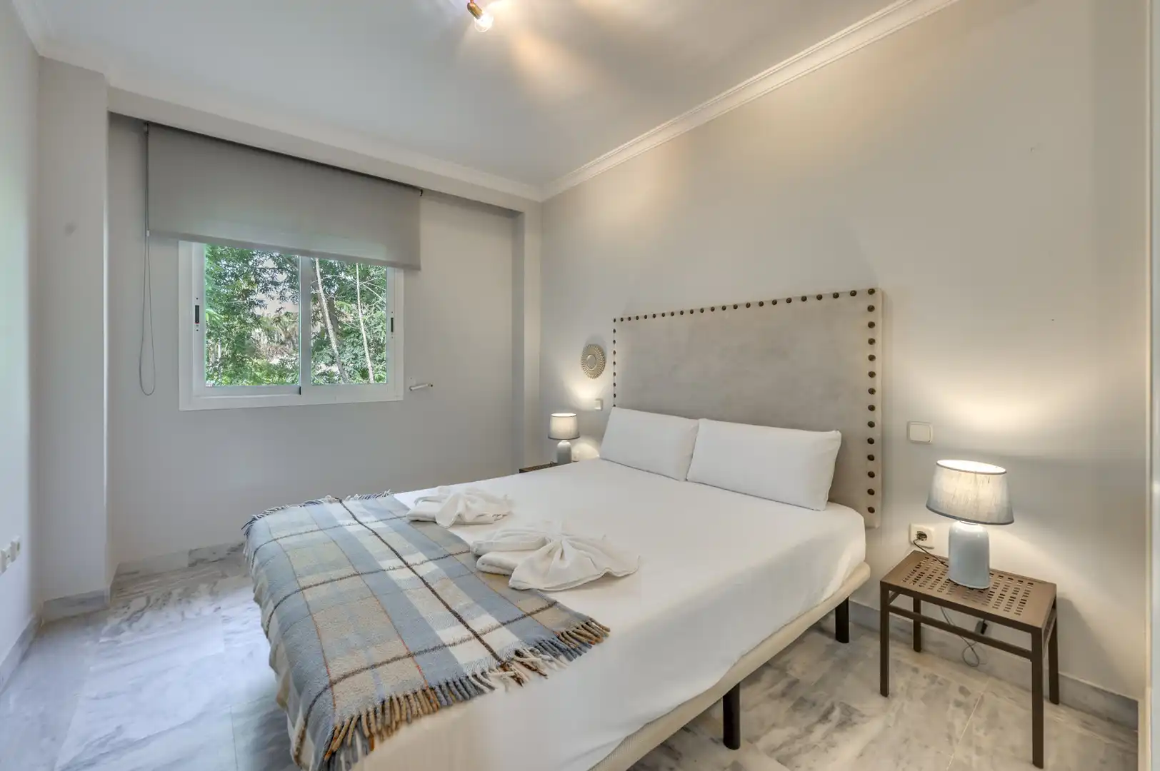 Bedroom of Apartments for rent in Marbella  with Terrace, Swimming Pool and Community pool