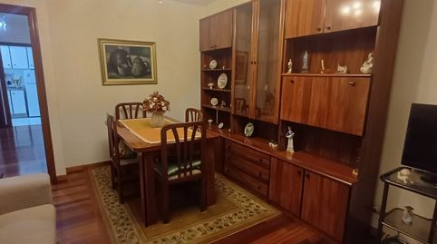 Foto 3 von Wohnung zur Miete in Avenida Rosalía de Castro, O Milladoiro, Ames