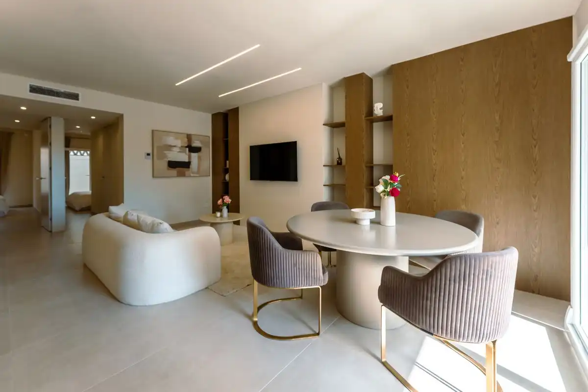 Bajo con piscina en venta en Nueva Andalucía, imagen 9