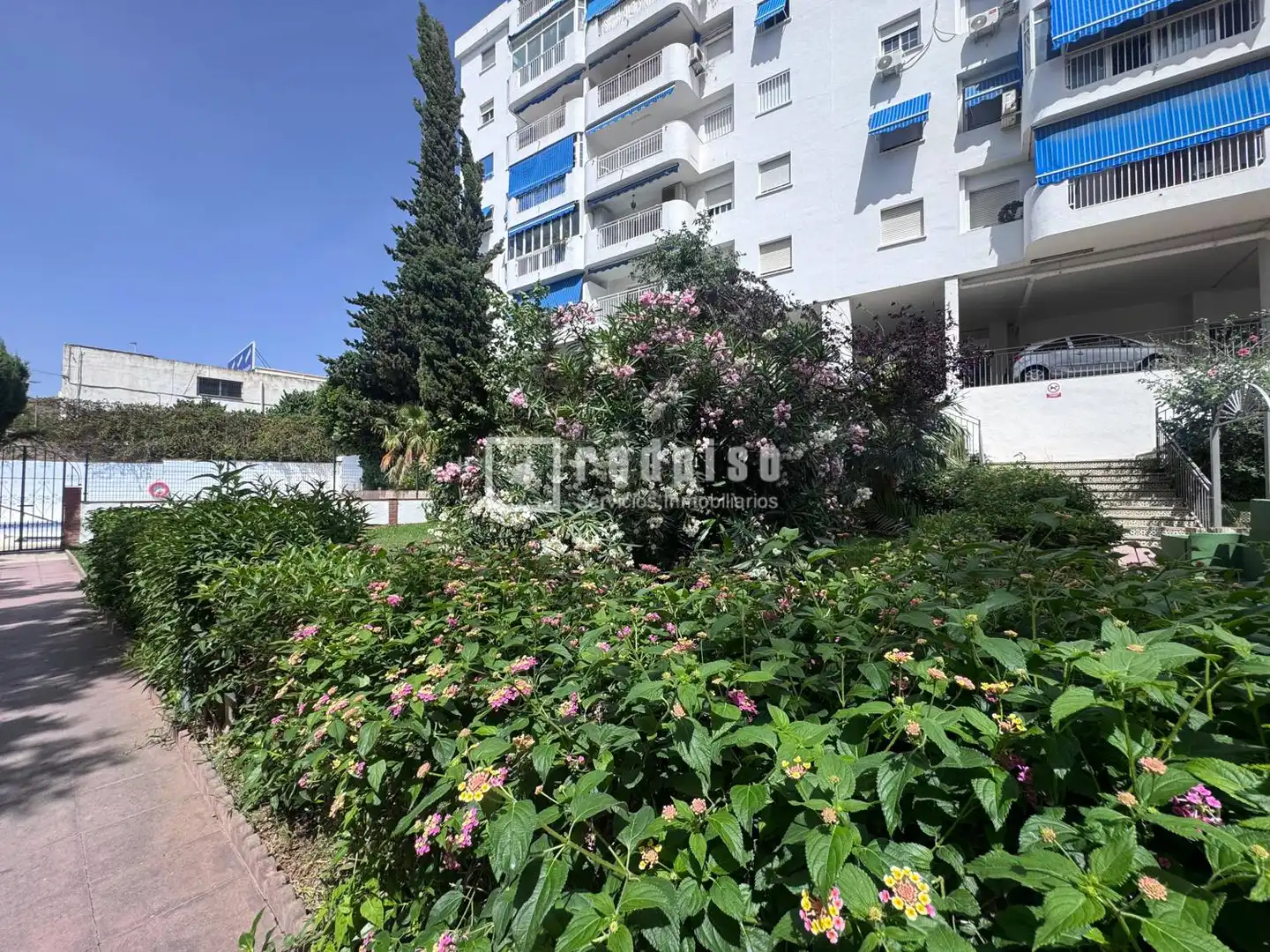 Vista exterior de Piso en venta en Rincón de la Victoria con Aire acondicionado y Terraza