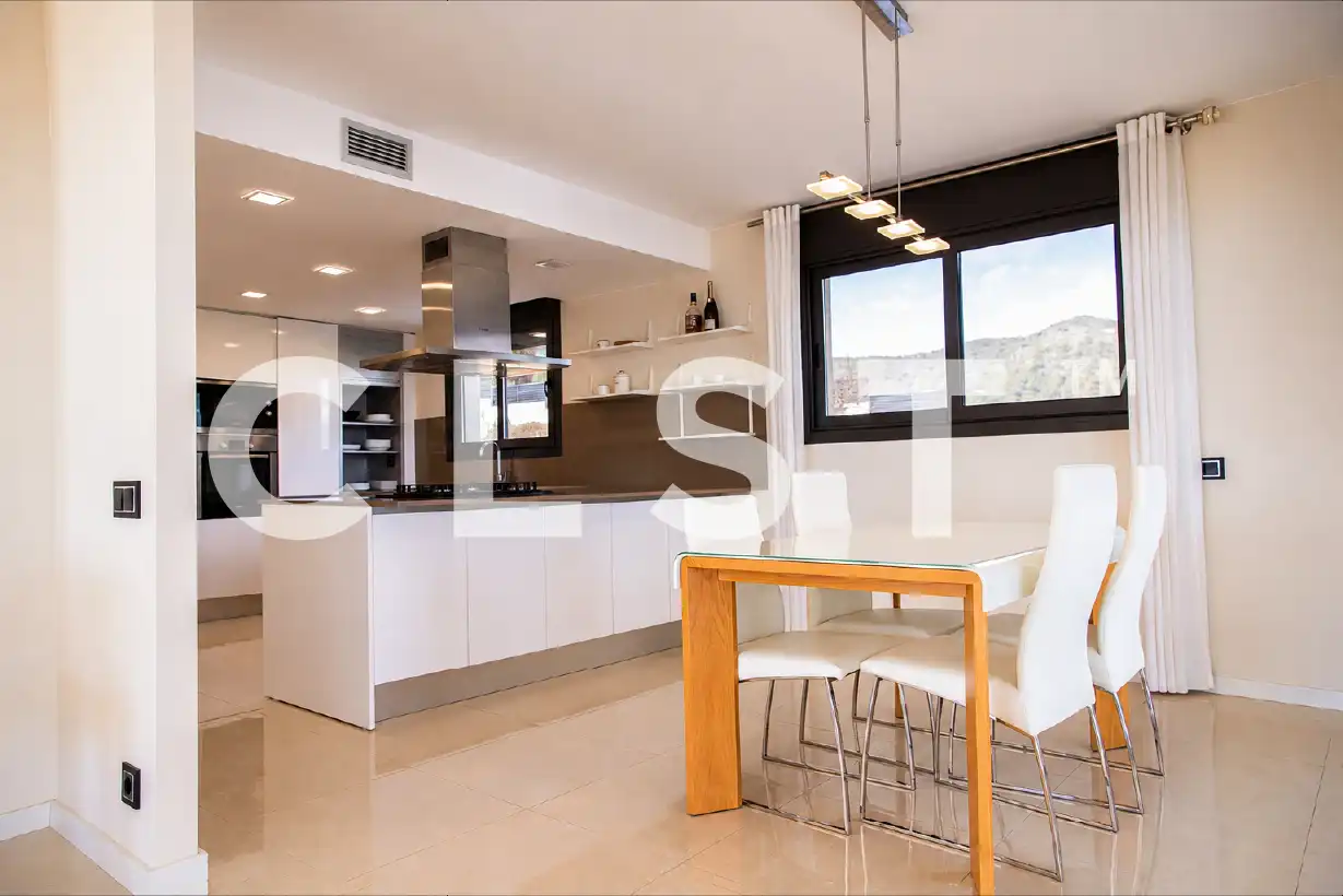 Casa con terraza en alquiler en Carrer dels Caçadors, imagen 14