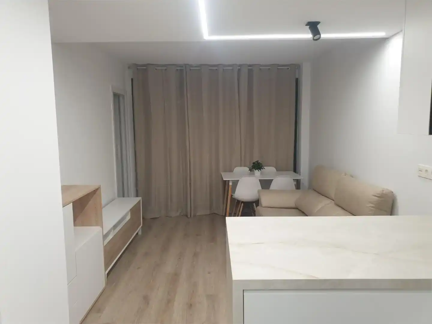 Wohnzimmer von Wohnungen zur Miete in  Murcia Capital mit Klimaanlage