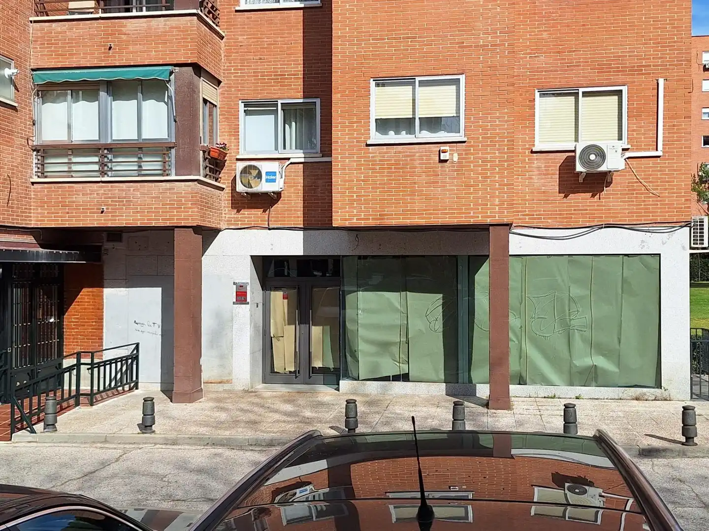 Local comercial en venta en CASTRILLO DE AZA 22
