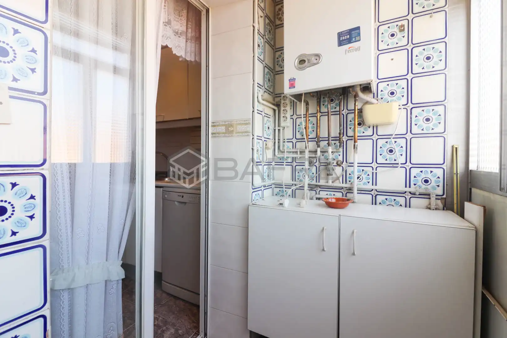 Kitchen of Flat for sale in Madrid  with Air Conditioner, Heating and Private garden