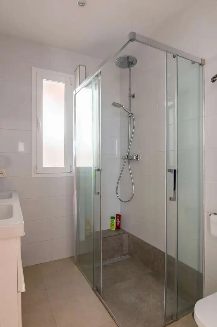 Bany de Casa o xalet de lloguer en Salobreña amb Terrassa, Piscina i Moblat