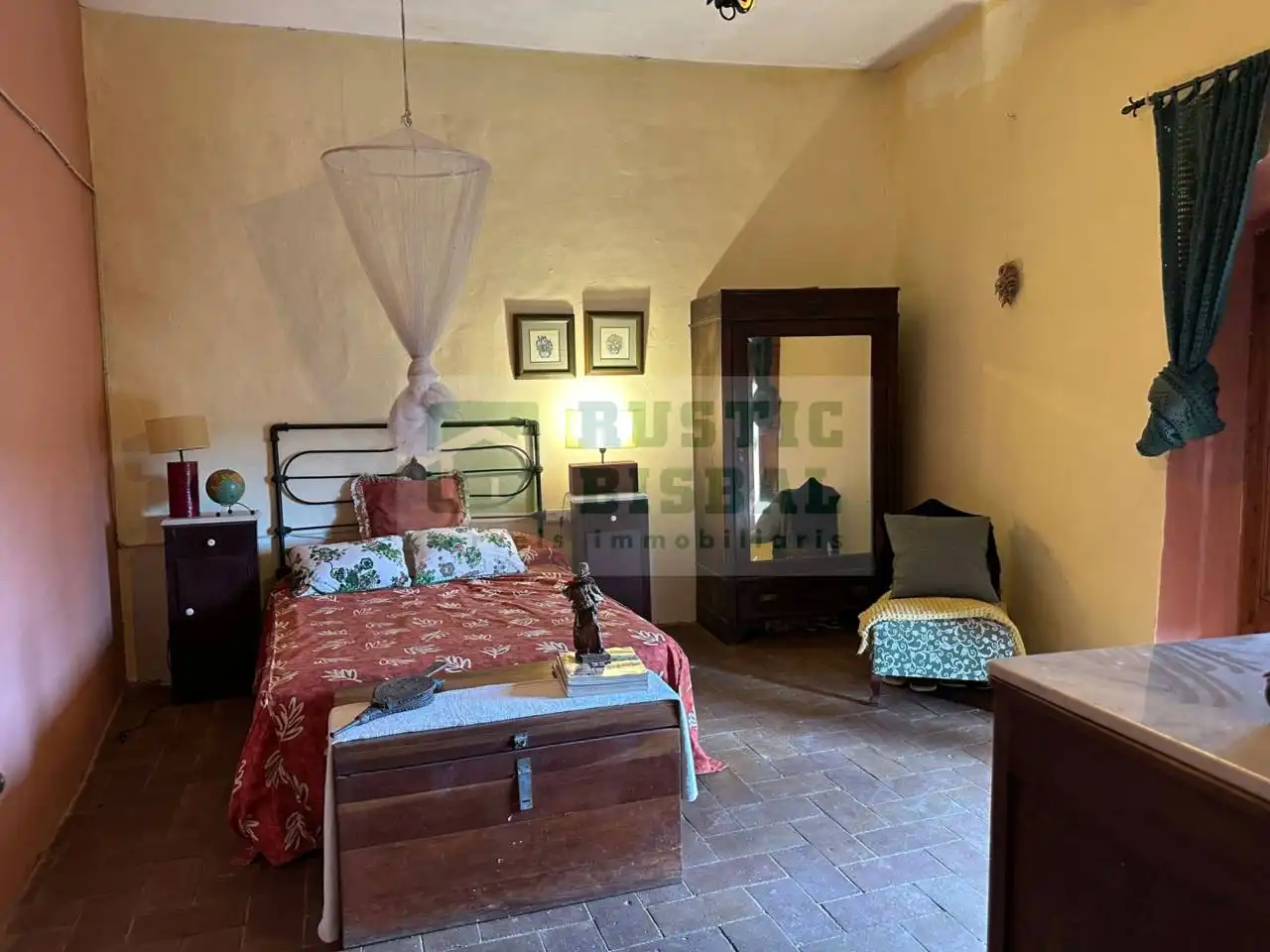 Habitación de Finca rústica en venta en Sant Joan de Mollet con Calefacción y Terraza