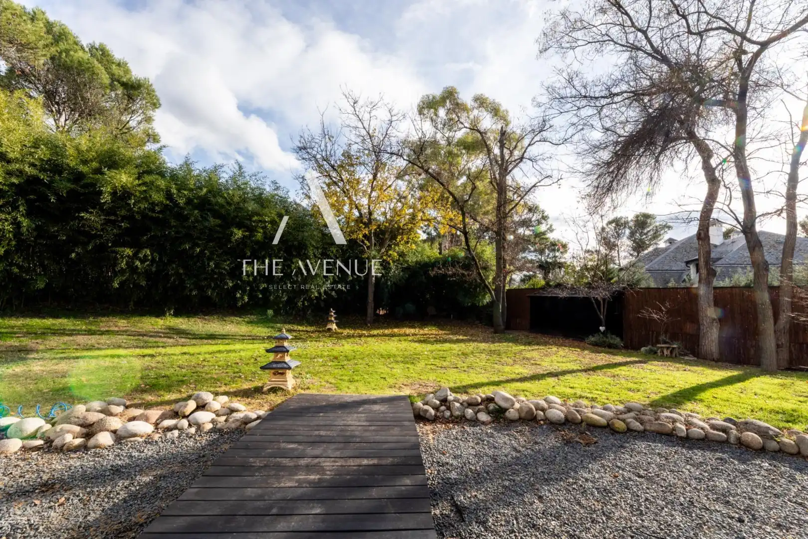 Vista exterior de Casa o chalet en venta en Boadilla del Monte con Calefacción, Jardín privado y Terraza