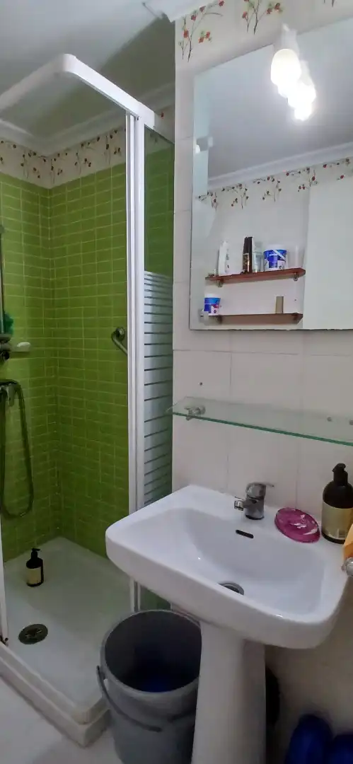 Bathroom of Flat for sale in Sevilla  with Terrace