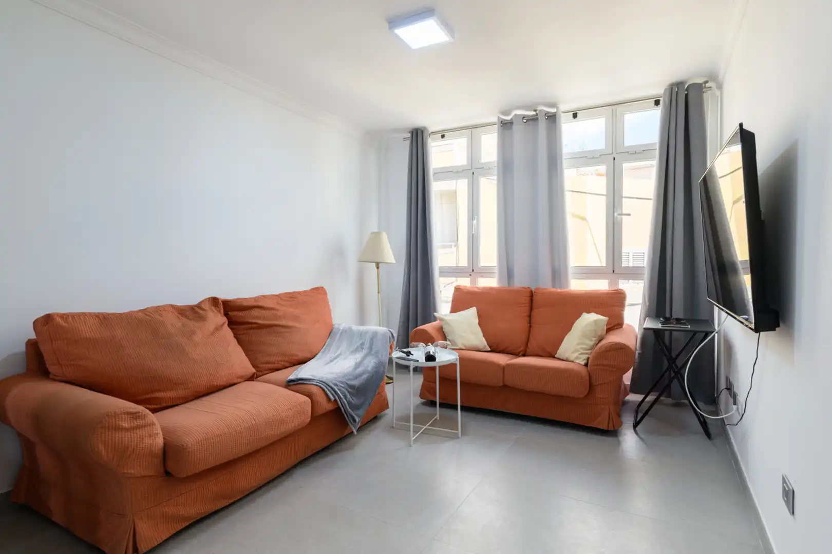Sala de estar de Apartamento de alquiler en San Bartolomé de Tirajana con Aire acondicionado, Amueblado y Lavadora