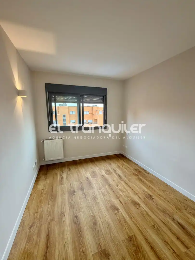 Schlafzimmer von Dachboden zur Miete in Hortaleza