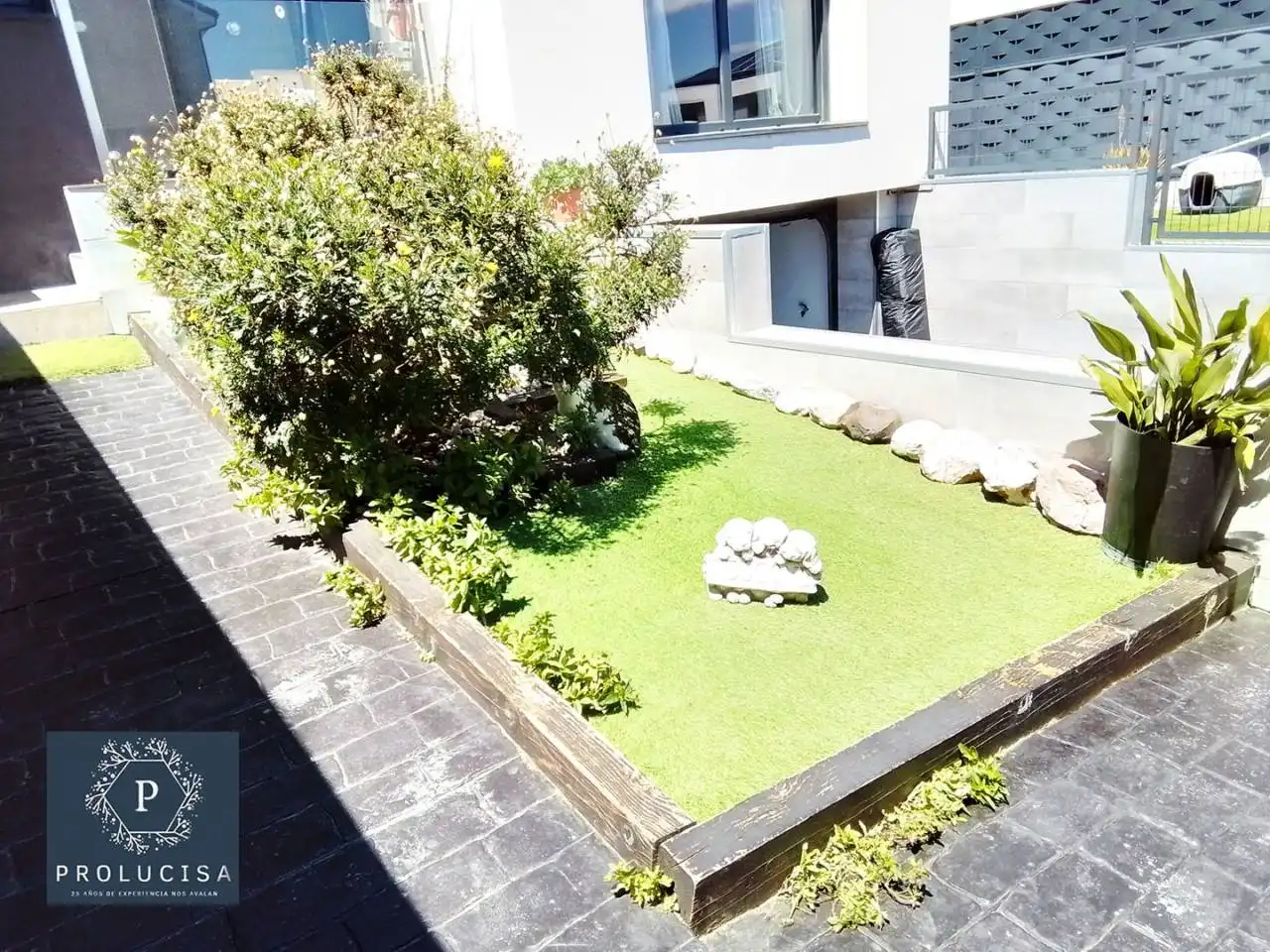 Jardí de Casa adosada en venda en Moraleja de Enmedio amb Aire condicionat, Calefacció i Terrassa