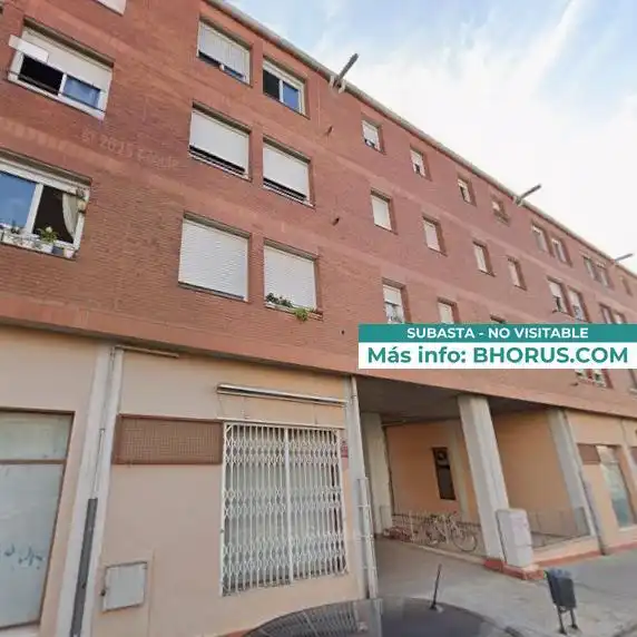 Pis en venda a ANTONI GAUDI, 9, Les Roquetes