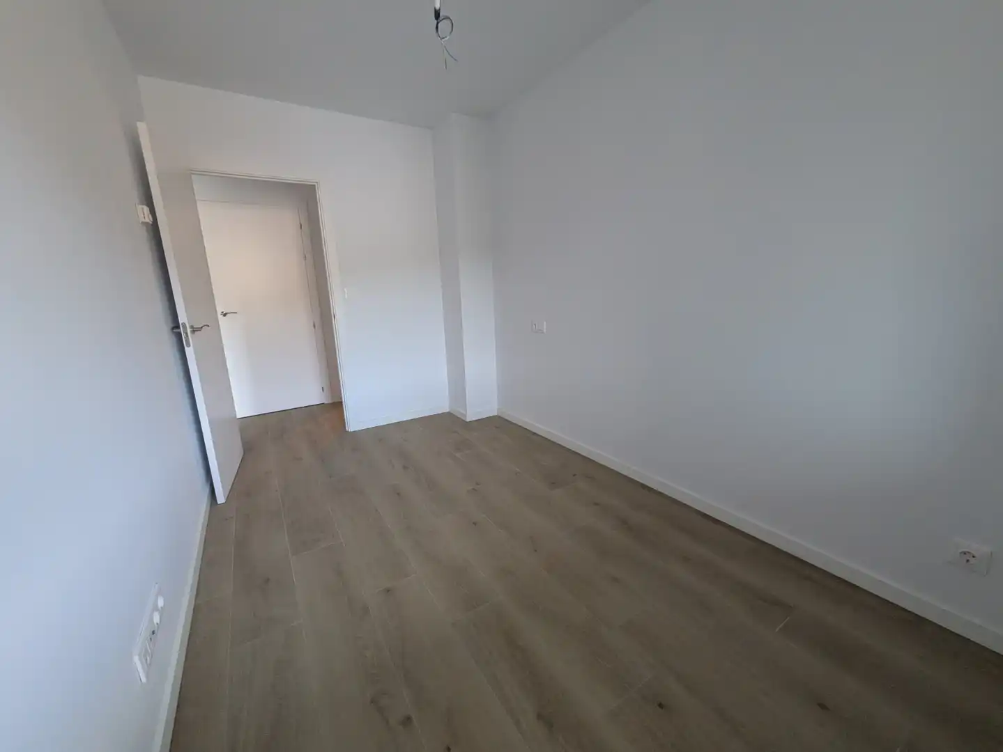 Habitación de Piso en venta en Donostia - San Sebastián  con Calefacción, Terraza y Trastero