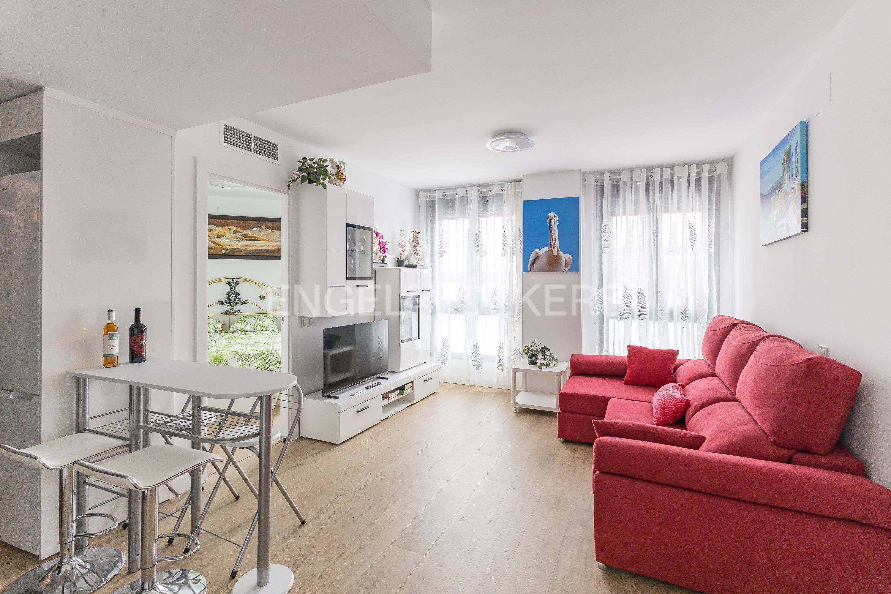 Living room of Apartment for sale in Alcobendas  with Air Conditioner, Heating and Parquet flooring