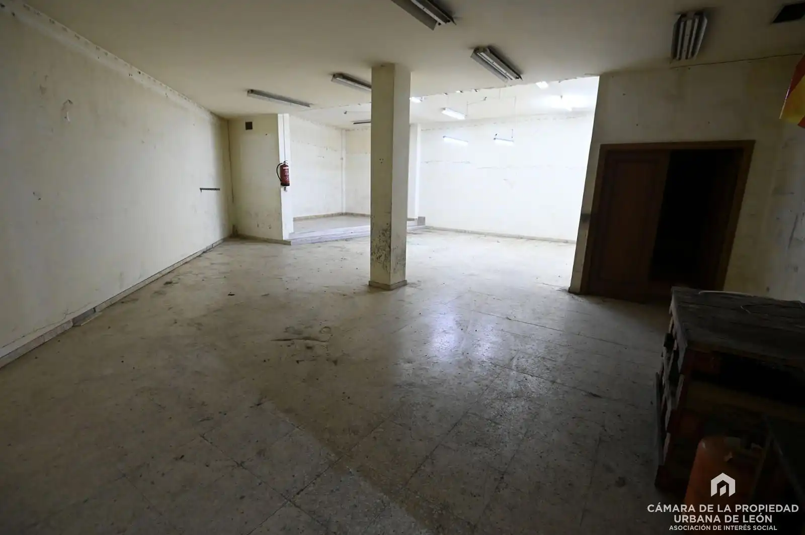 Local comercial en venda a MURILLO, imagen 11