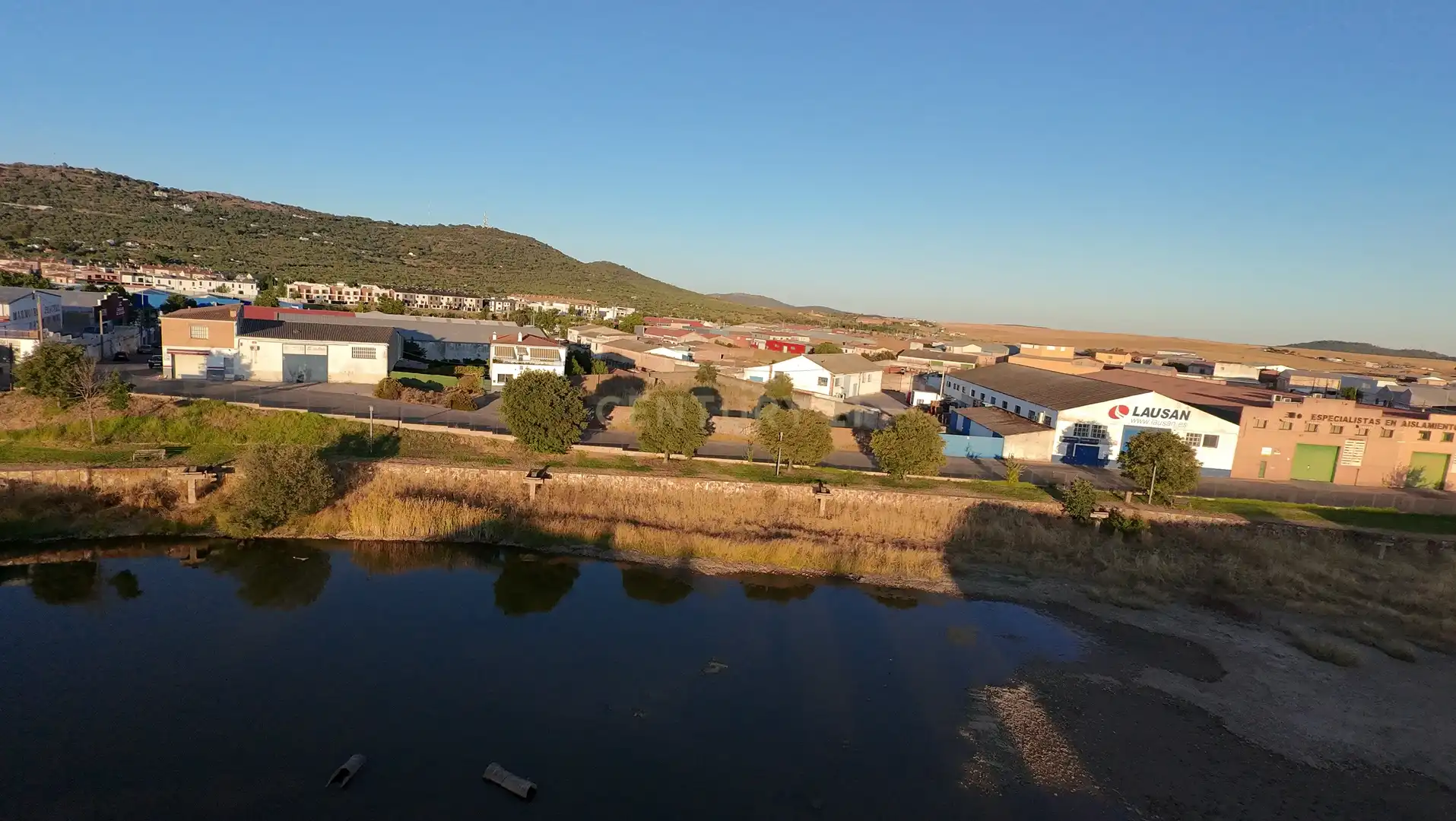 Vista exterior de Residencial en venta en Cáceres