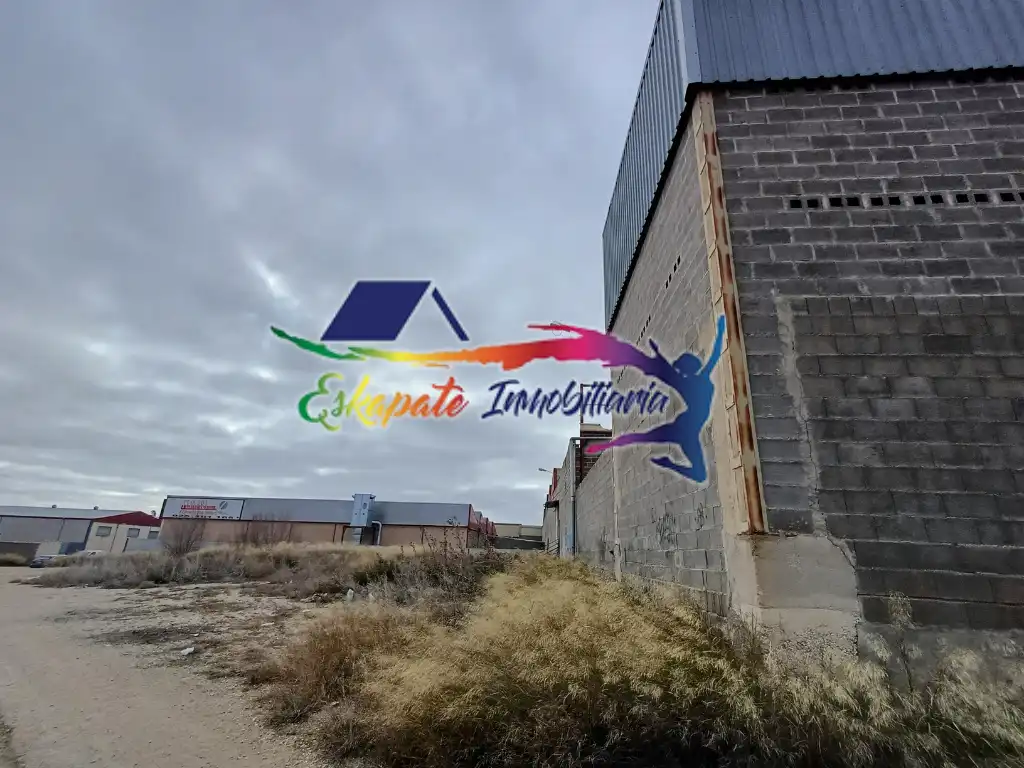 Industrial building for sale in Avenida Tembleque 22, imagen 7