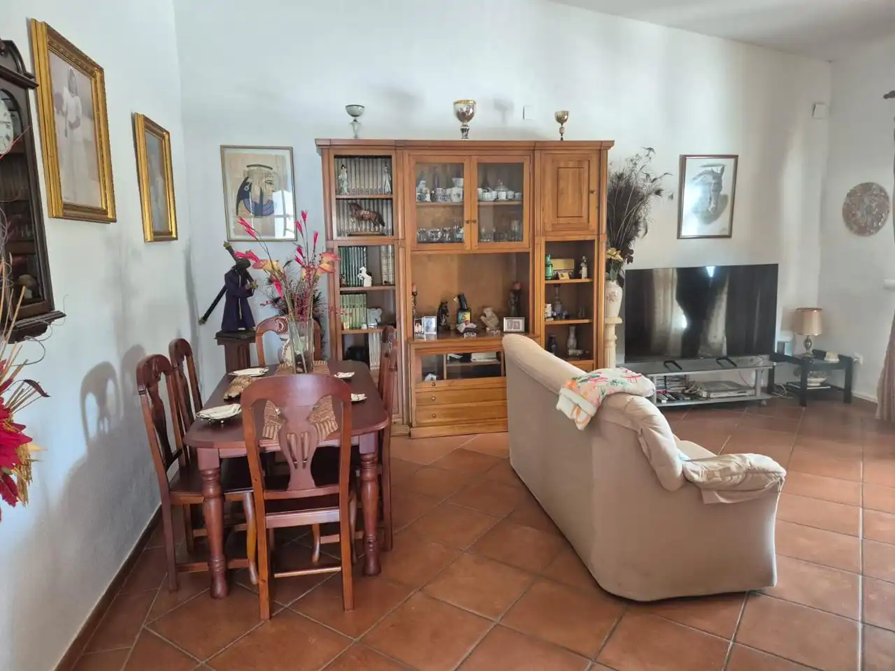 Sala de estar de Casa o chalet en venta en Palomares del Río con Aire acondicionado, Jardín privado y Terraza