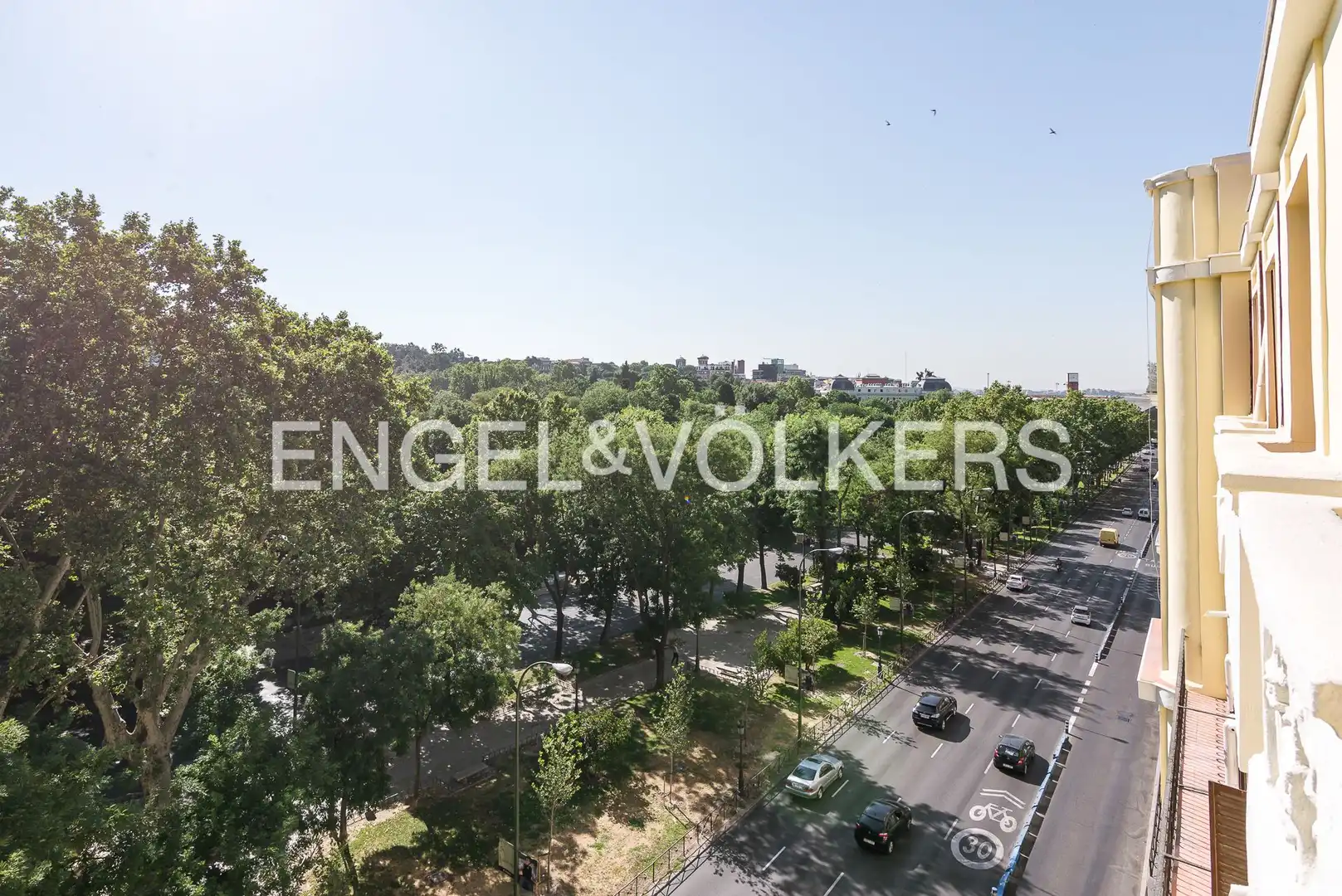 Flat with terrace to rent in Paseo del Prado, imagen 46