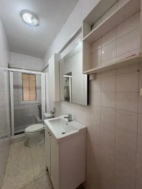 Bathroom of Flat for sale in Murcia  with Air Conditioner, Terrace and Oven