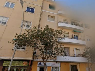 Flat for sale in Avenida Conde de Lumiares 6