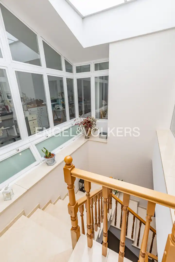 Balcony of Houses for sale in Terrassa  with Air Conditioner, Heating and Private garden
