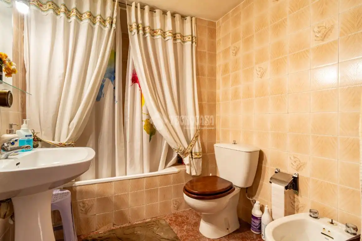 Baño de Piso en venta en Granada