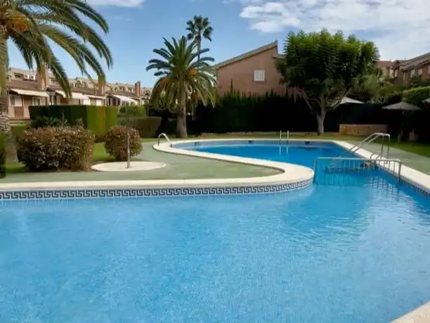 Piscina de Casa o xalet en venda en L'Alfàs del Pi amb Aire condicionat, Terrassa i Balcó