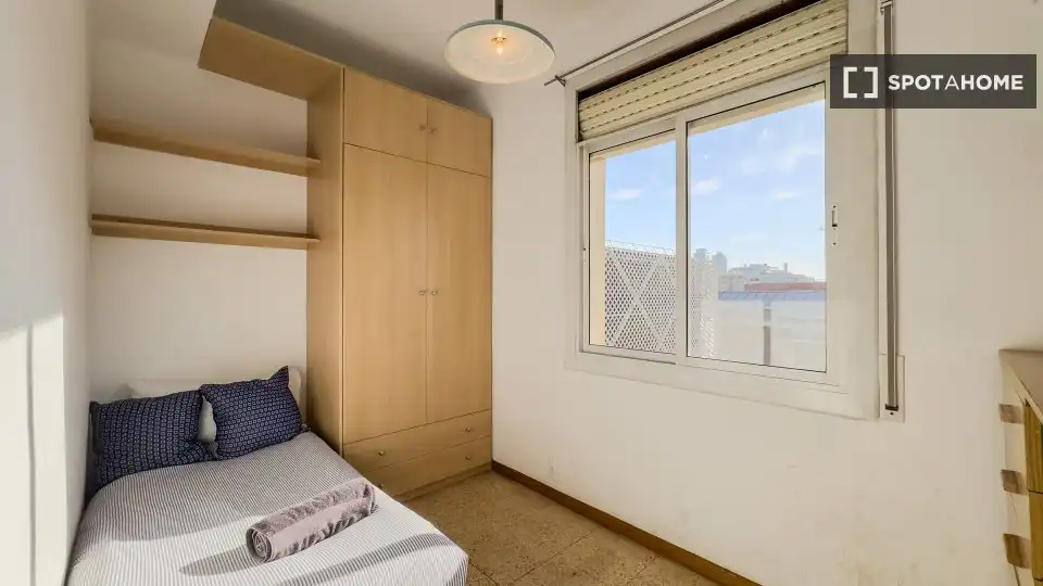 Flat with terrace to rent in Sant Martí, imagen 17