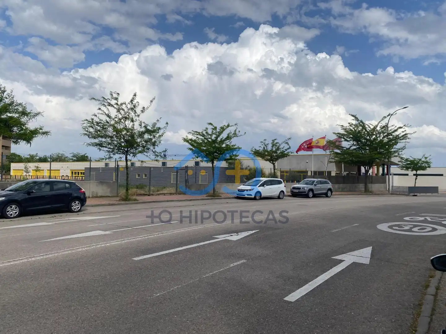 Flat for sale in Madrid  with Air Conditioner, Heating and Storage room