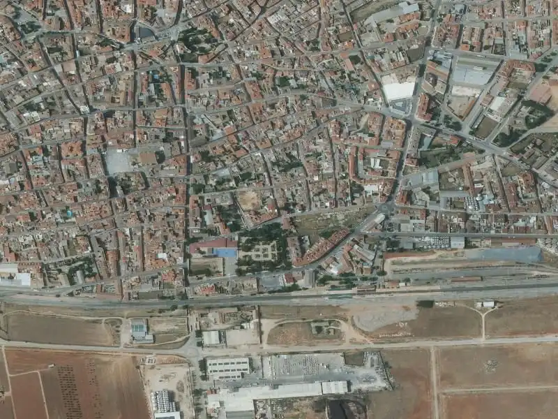 Einzelparkplatz zum Verkauf in Villarrobledo, imagen 3