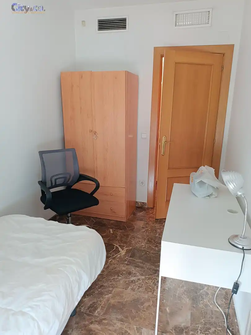 Schlafzimmer von Wohnung zur Miete in Murcia mit Klimaanlage und Möbliert