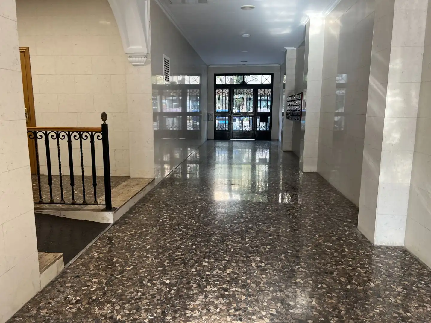 Wohnung zum Verkauf in  Valencia Capital mit Klimaanlage und Balkon