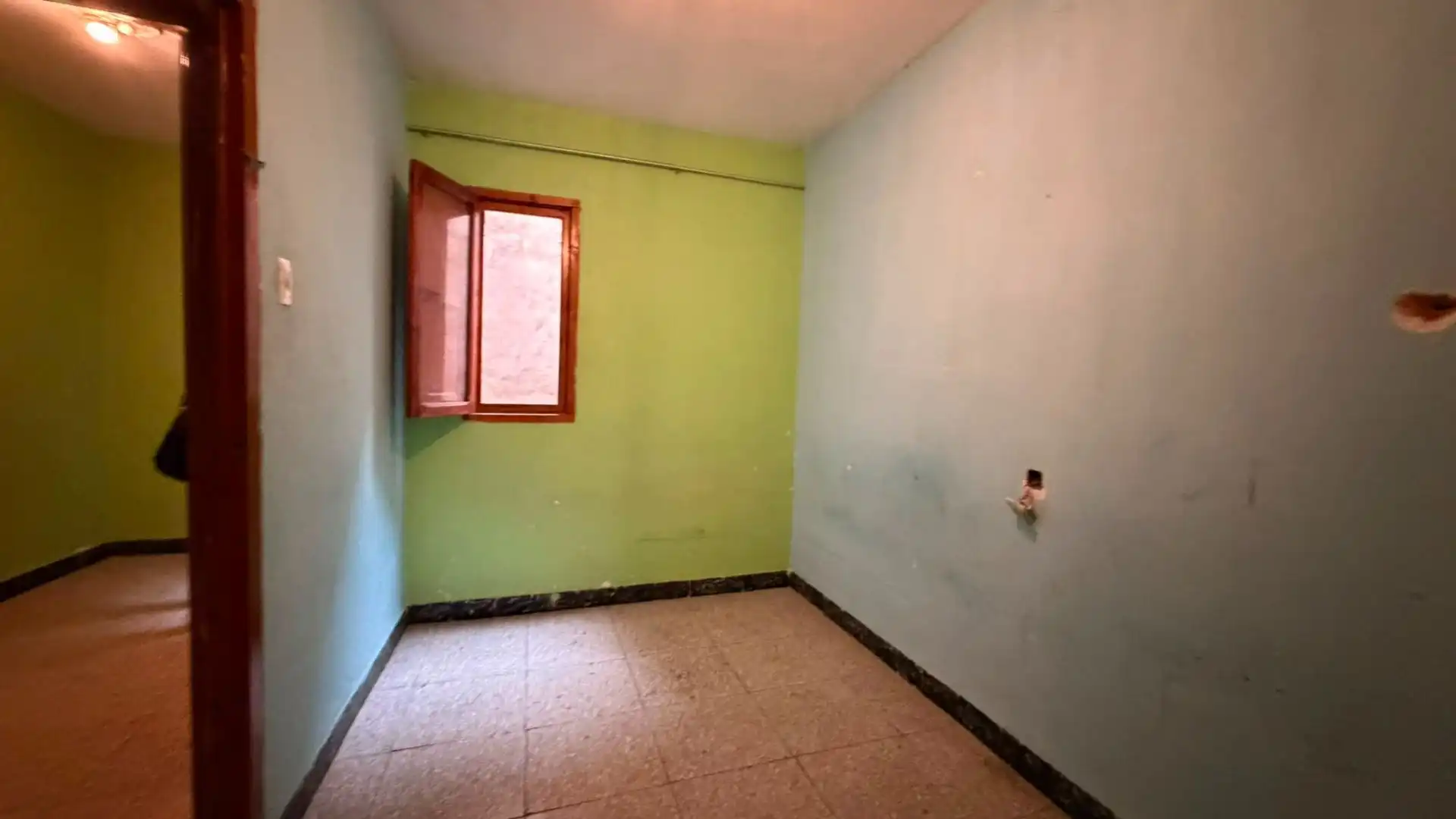Buildings for sale in Anna