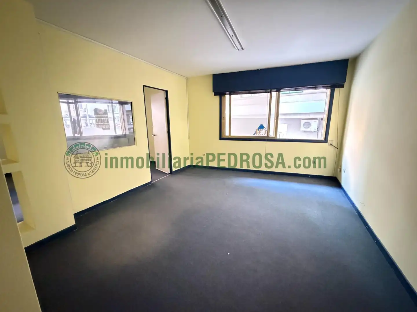 Office space to rent in Calle da virxe do camiño