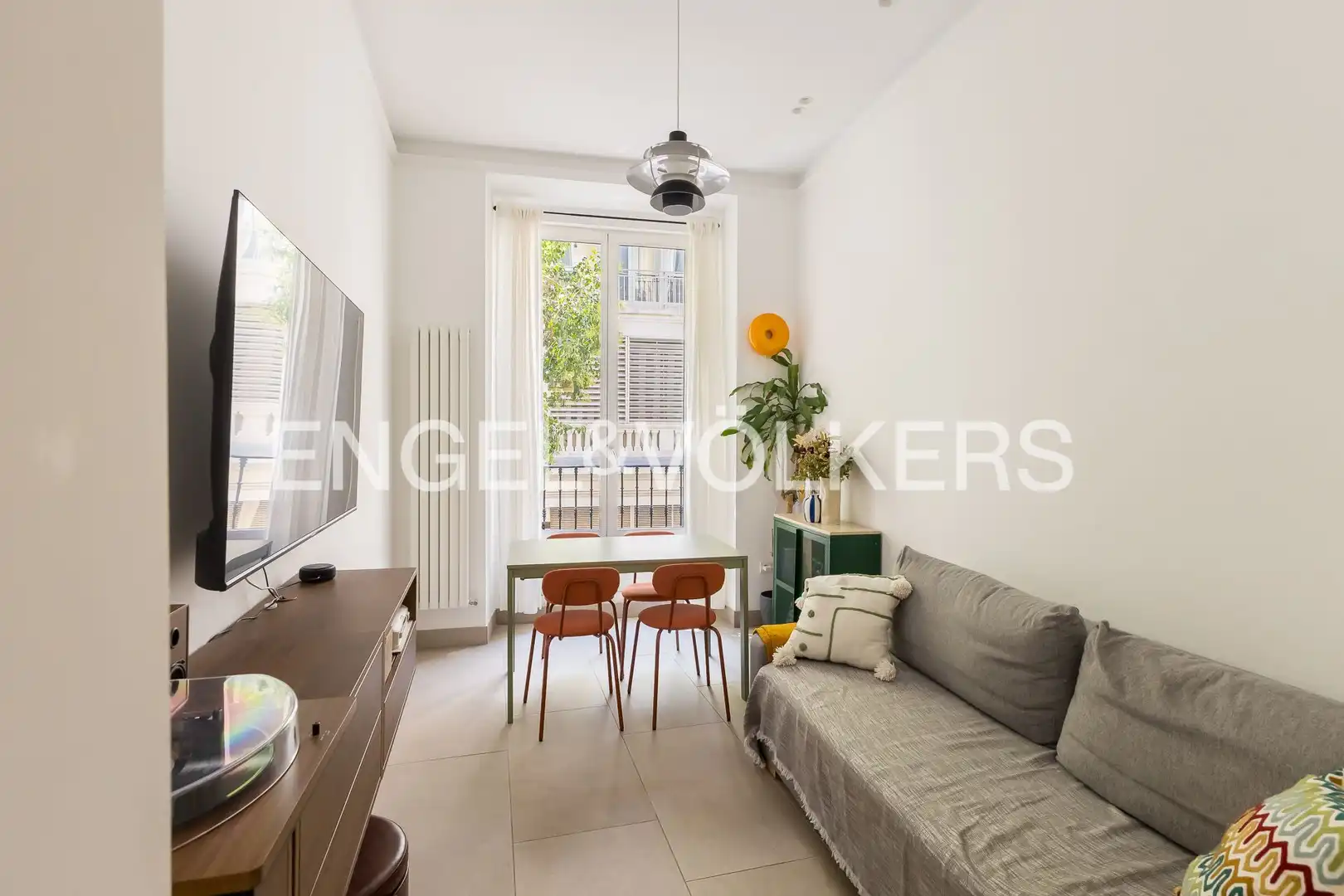 Sala de estar de Piso de alquiler en Madrid con Aire acondicionado, Calefacción y Amueblado