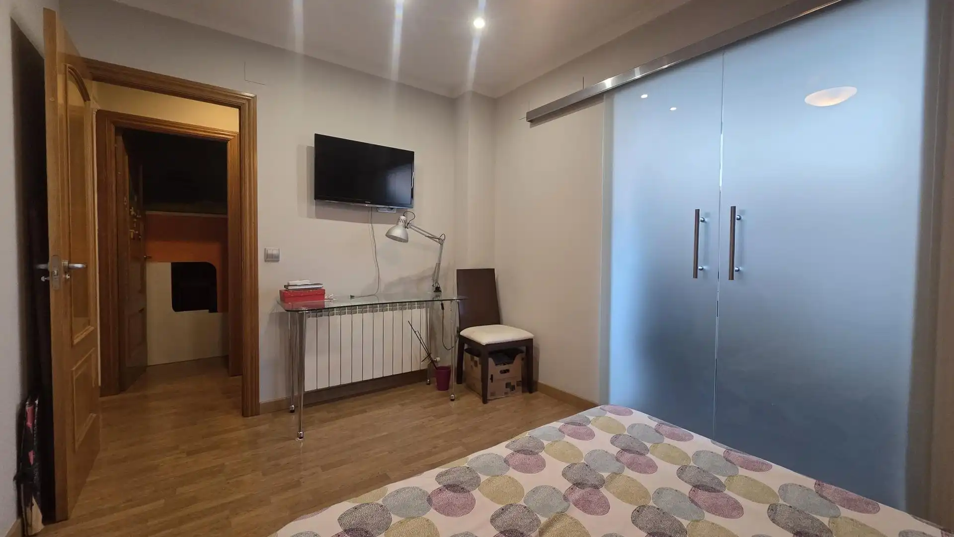 Habitación de Casa adosada en venta en Lleida con Calefacción