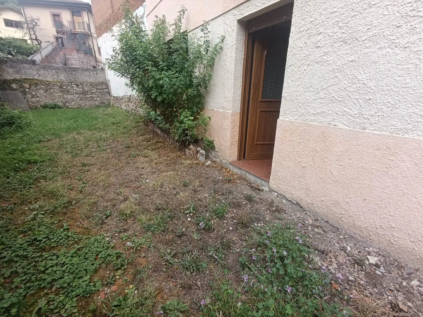 Erdgeschoss zum Verkauf in Teverga mit Privatgarten