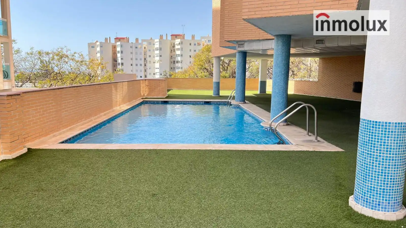 Piscina de Pis en venda en Alicante / Alacant amb Aire condicionat, Calefacció i Piscina