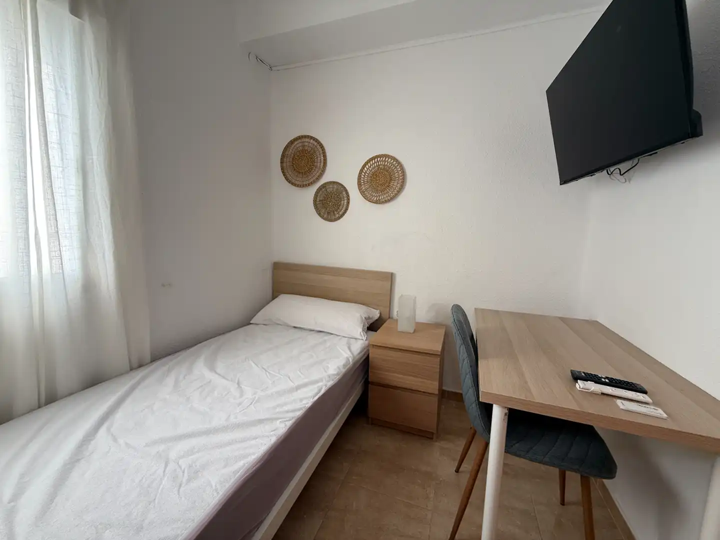 Habitación de Piso para compartir en Castellón de la Plana / Castelló de la Plana con Amueblado, Horno y Lavadora