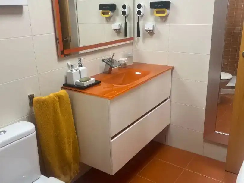 Bany de Pis en venda en Elche / Elx amb Aire condicionat, Jardí privat i Parquet