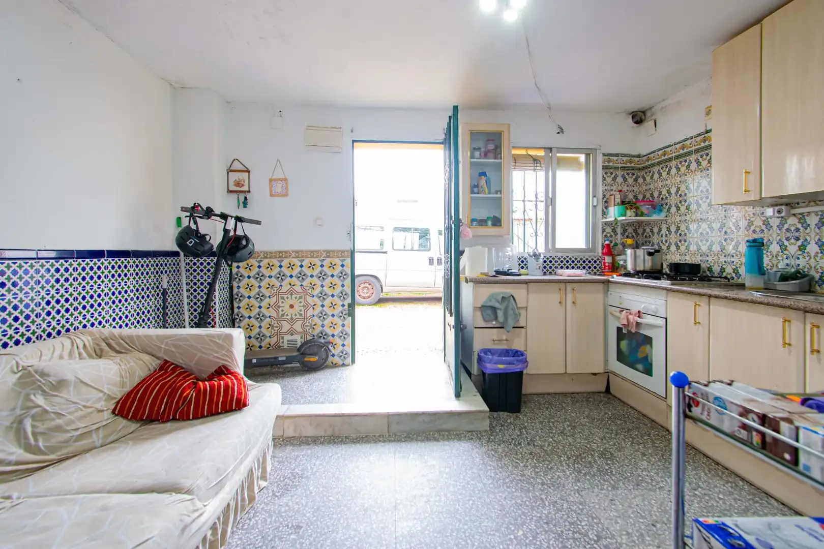 Kitchen of Houses for sale in Sevilla  with Air Conditioner