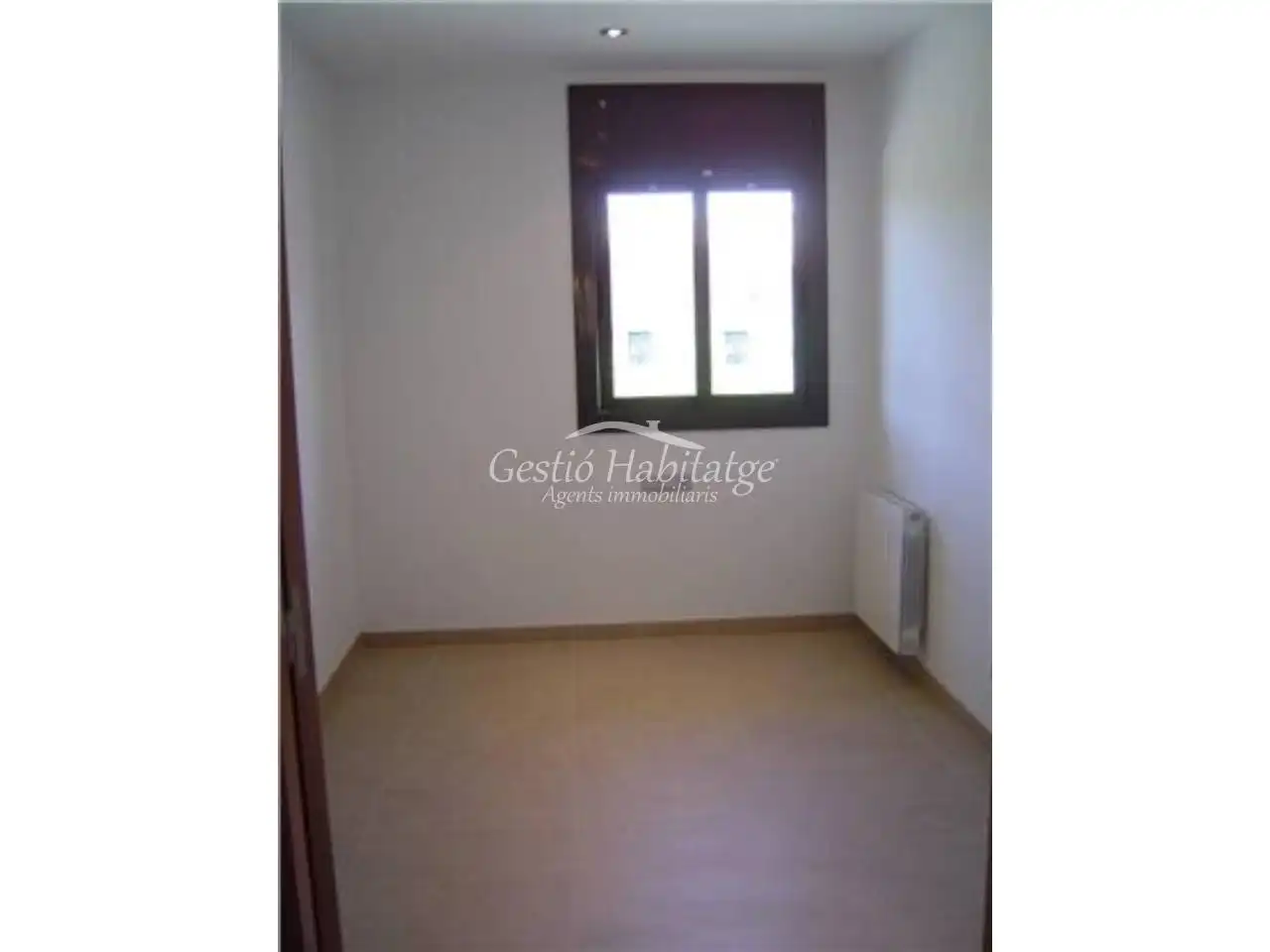 Habitación de Piso en venta en Les Franqueses del Vallès con Calefacción y Balcón