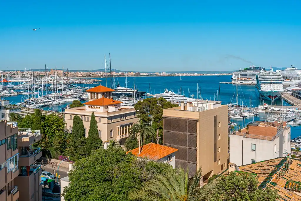 Exterior view of Duplexes for sale in  Palma de Mallorca  with Air Conditioner, Heating and Private garden