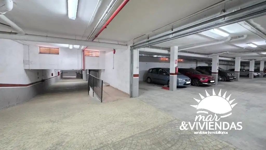 Parkplatz von Wohnungen zum Verkauf in Garrucha mit Klimaanlage, Heizung und Terrasse