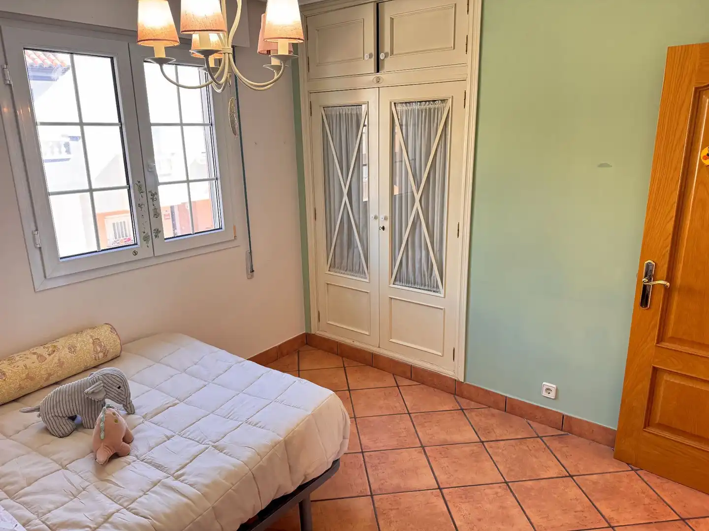 Dormitori de Casa adosada en venda en Roquetas de Mar amb Aire condicionat, Terrassa i Traster